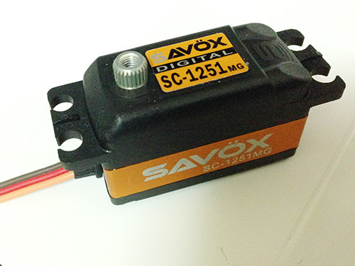 M05シャーシにSAVOXのSC-1251MGサーボを装着 | Volverebit